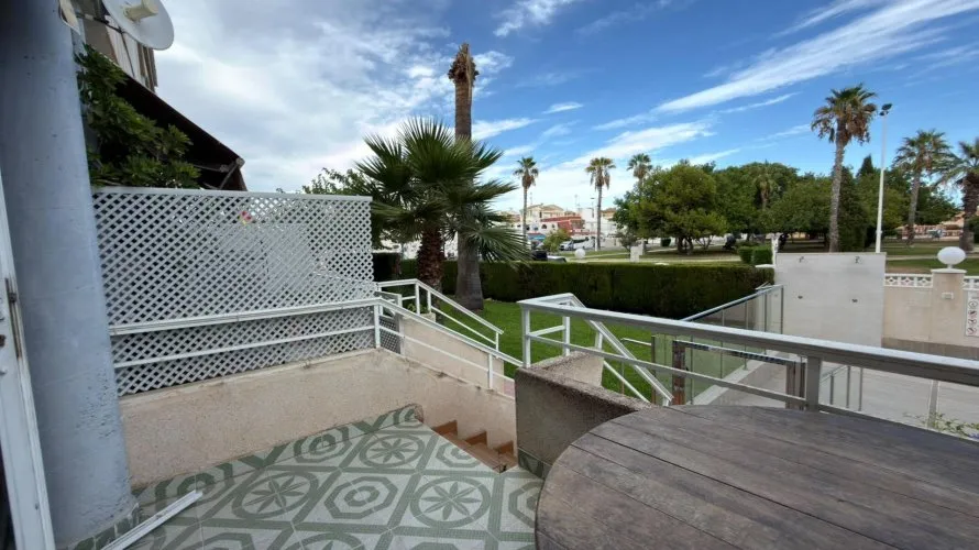 Bungalow de 1 dormitorio en Torrevieja, España No. 3424 № 3