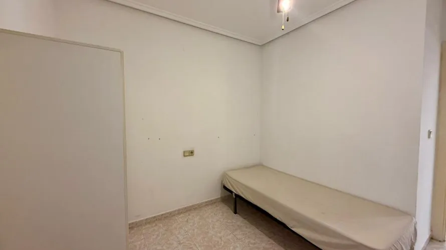 Apartamento de 2 dormitorios en Torrevieja, España No. 3312 № 12