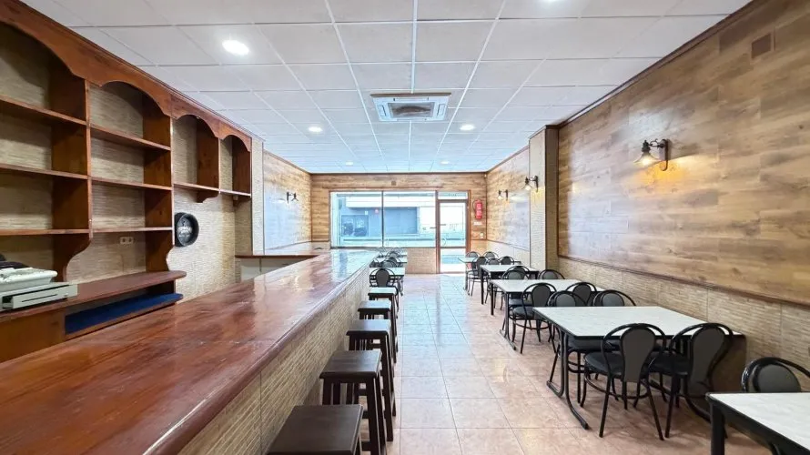 Propiedad comercial de 98m² en Torrevieja, España No. 3400 № 16