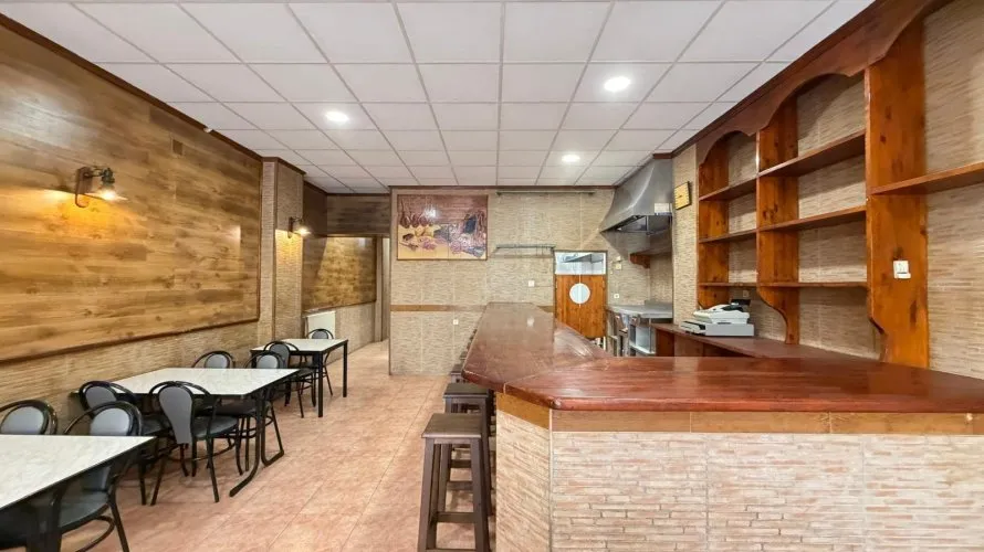 Propiedad comercial de 98m² en Torrevieja, España No. 3400 № 22