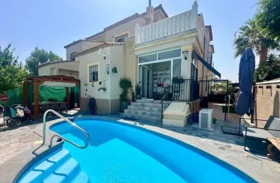 Villa de en Algorfa, España No. 3304