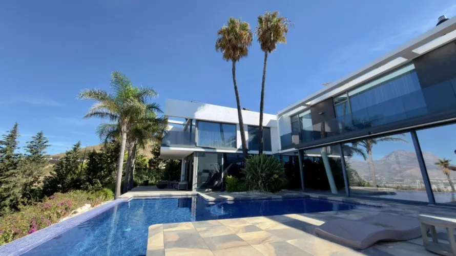 Villa de 5 dormitorios en Benidorm, España No. 3453 № 27