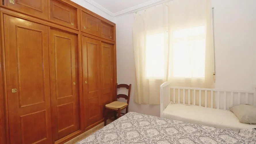 Apartamento de 1 dormitorio en Alicante, España No. 3306 № 10
