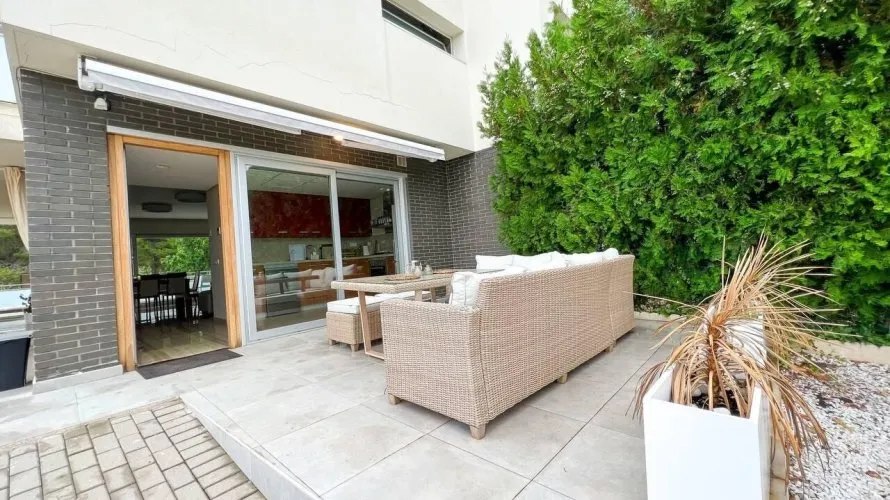 Apartamento de 4 dormitorios en Chiva, España No. 3356 № 11