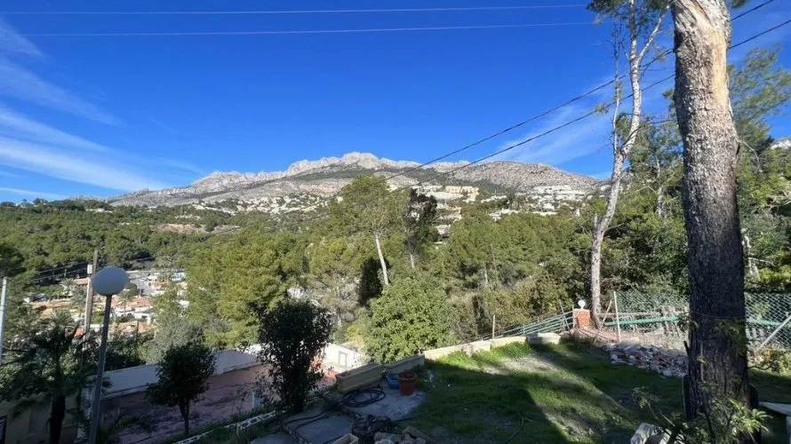 Propiedad comercial de 1200m² en Altea, España No. 3325 № 1