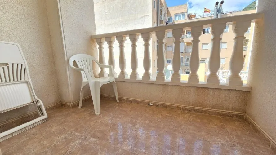 Apartamento de 2 dormitorios en Torrevieja, España No. 3348 № 9