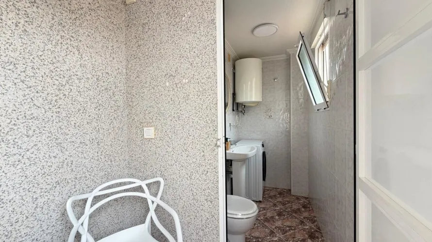 Apartamento de 2 dormitorios en Torrevieja, España No. 3407 № 10