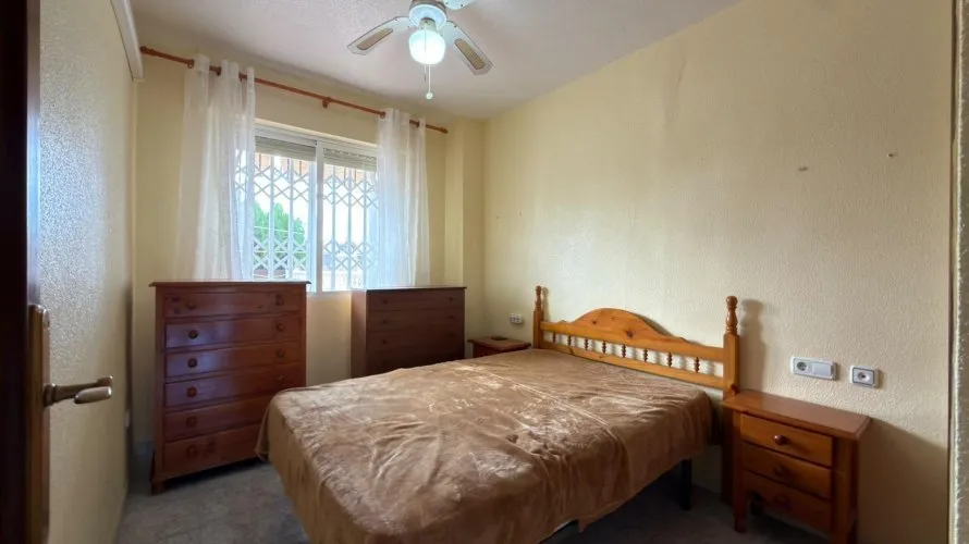 Bungalow de 1 dormitorio en Torrevieja, España No. 3424 № 11