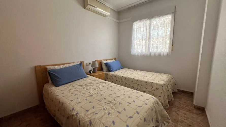 Apartamento de 2 dormitorios en Torrevieja, España No. 3314 № 3