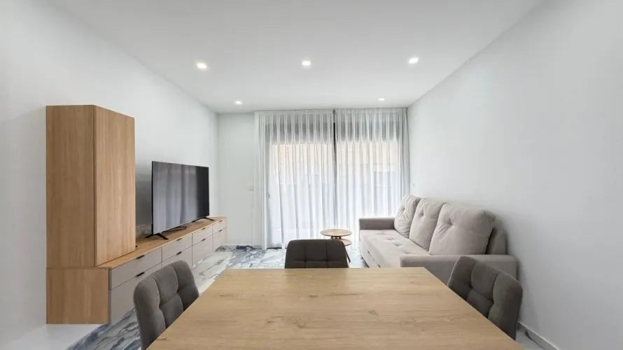 Apartamento de 3 dormitorios en Torrevieja, España No. 3469 № 2