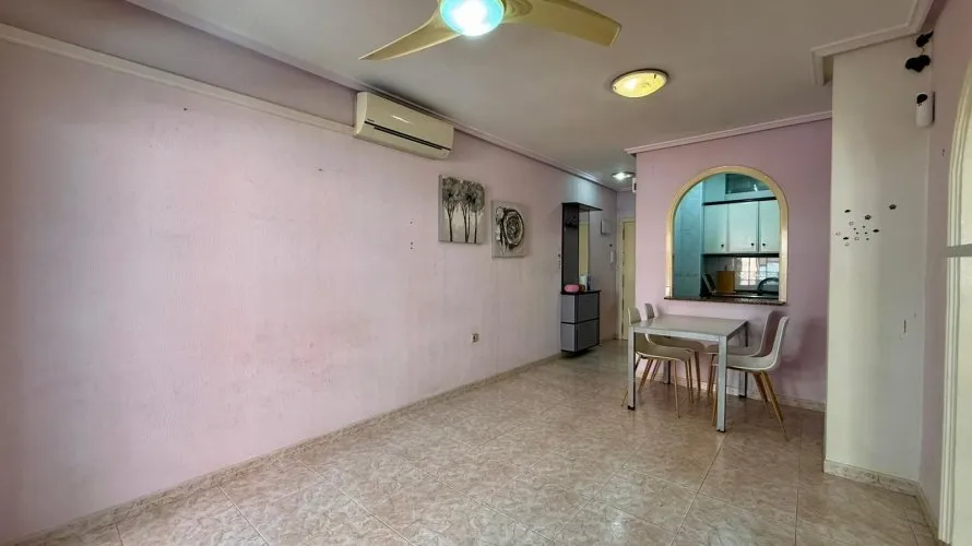 Apartamento de 2 dormitorios en Torrevieja, España No. 3312 № 23