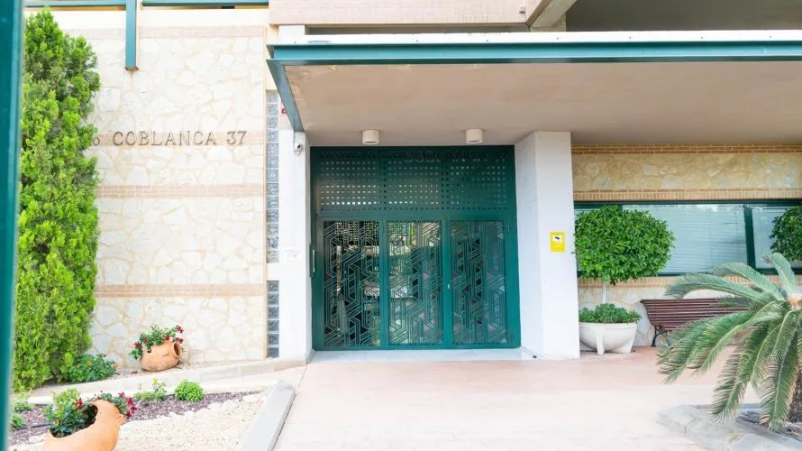 Apartamento de 3 dormitorios en Benidorm, España No. 3422 № 4