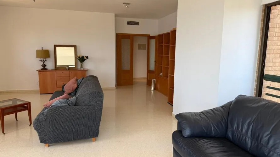 Apartamento de 3 dormitorios en Benidorm, España No. 3422 № 24