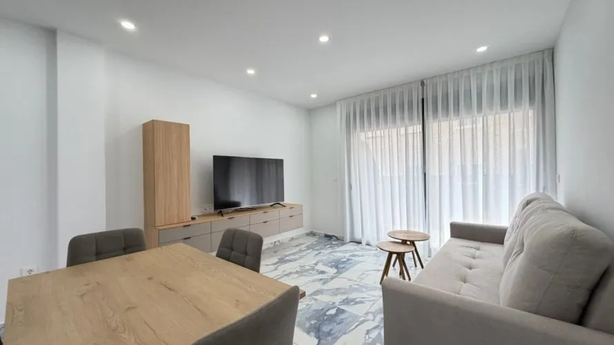 Apartamento de 3 dormitorios en Torrevieja, España No. 3469 № 1