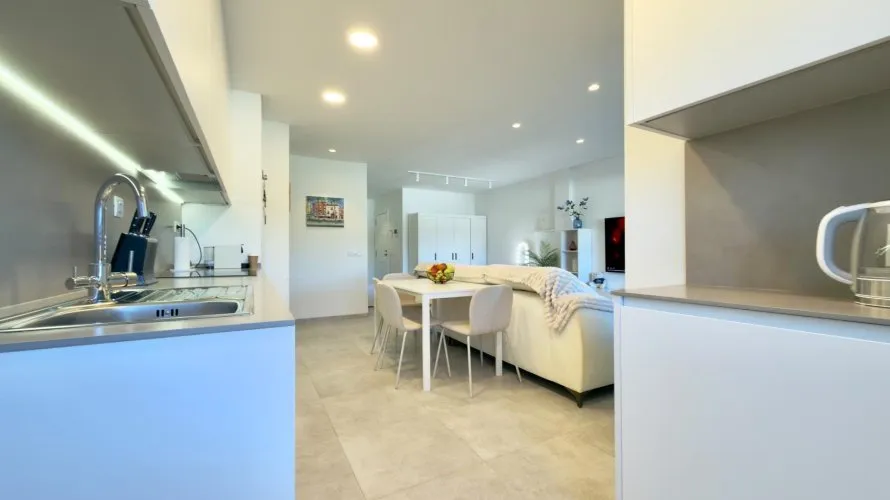 Apartamento de 3 dormitorios en Villajoyosa, España No. 3423 № 7