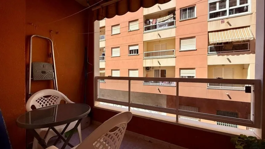 Apartamento de 2 dormitorios en Torrevieja, España No. 3312 № 27