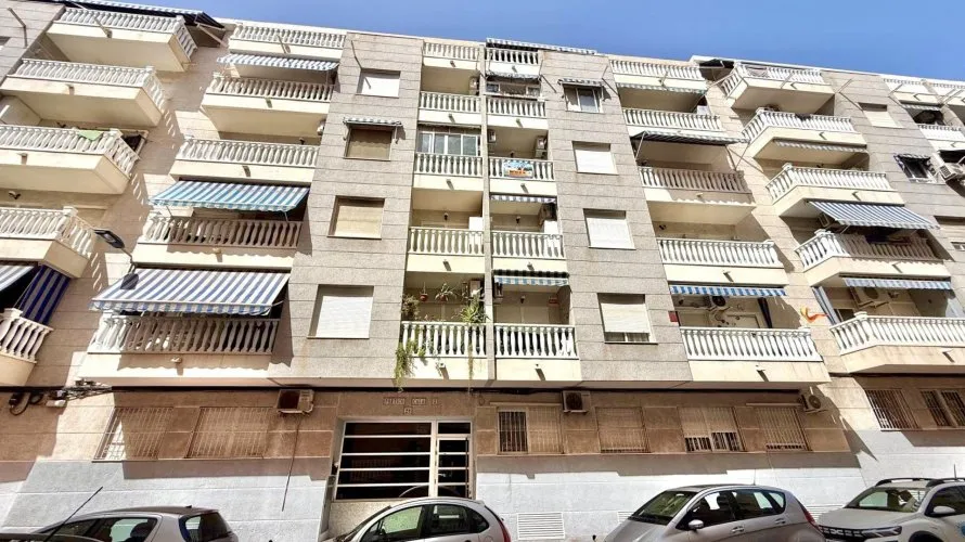 Apartamento de 1 dormitorio en Torrevieja, España No. 3336 № 7