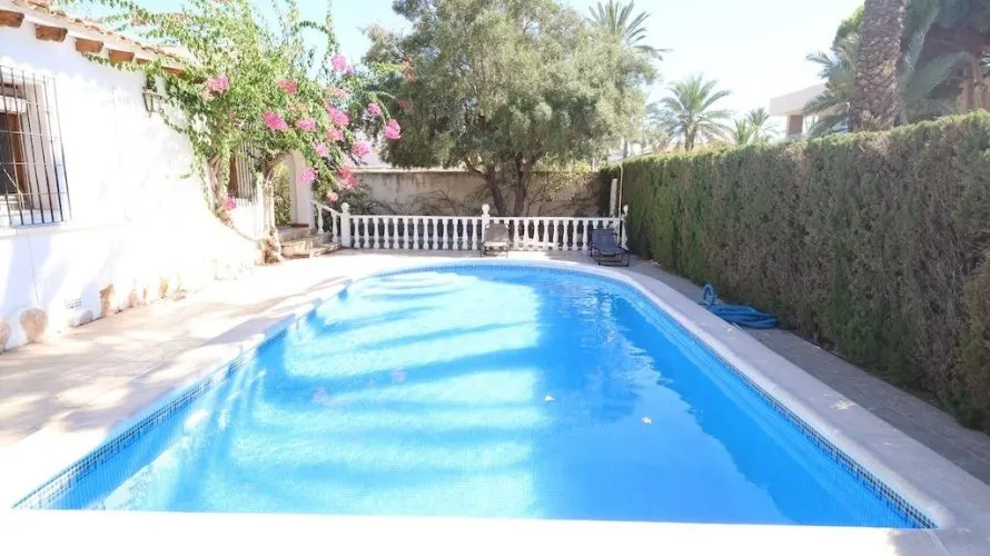Apartamento de 4 dormitorios en Cabo Roig, España No. 3430 № 12