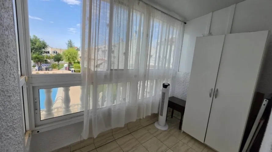 Bungalow de 1 dormitorio en Torrevieja, España No. 3547 № 8