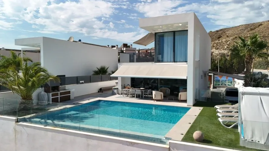 Villa de 324m² en Finestrat, España No. 3582 № 28