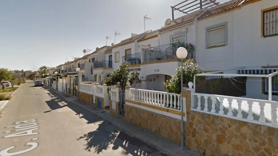 Bungalow de 55m² en Torrevieja, España No. 3619 № 4