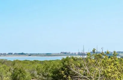 Сasa de 3 dormitorios en Torrevieja, España No. 3597