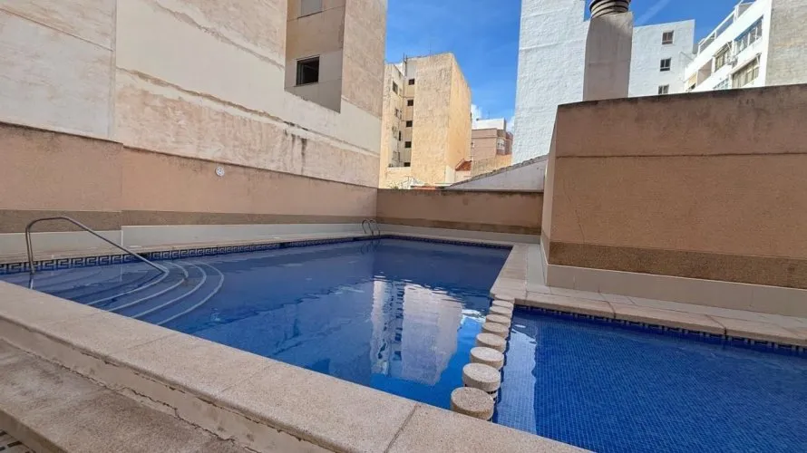 Ático de 2 dormitorios en Torrevieja, España No. 3628 № 4