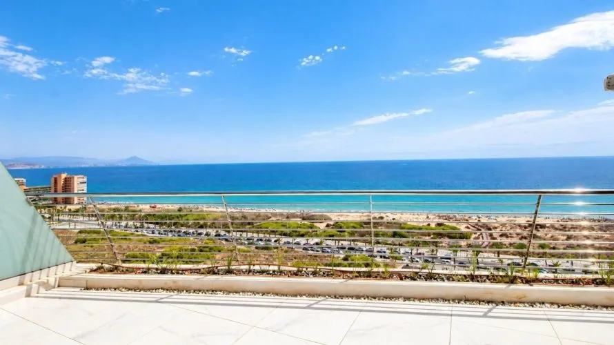 Apartamento de 153m² en Los Arenales Del Sol, España No. 3620 № 24