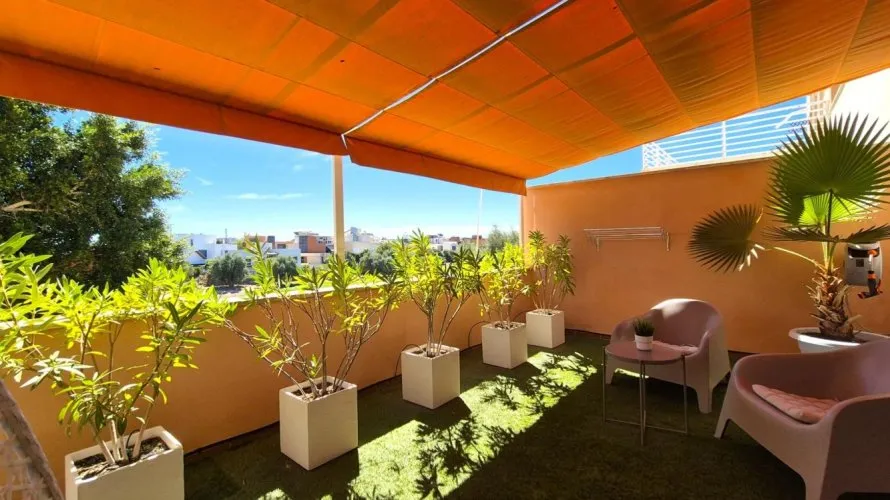Сasa de 3 dormitorios en Alicante, España No. 3500 № 8