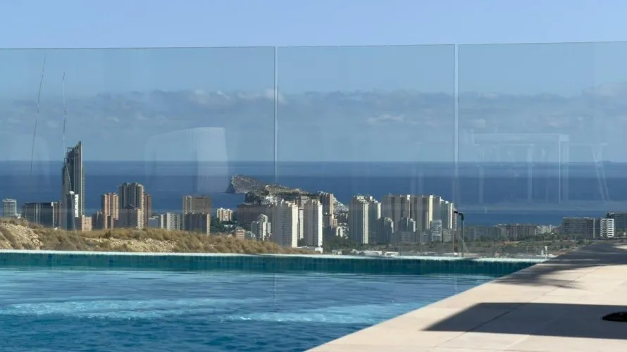 Villa de 324m² en Finestrat, España No. 3582 № 4