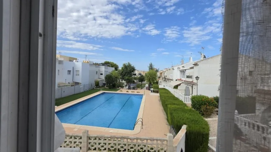Bungalow de 1 dormitorio en Torrevieja, España No. 3547 № 7