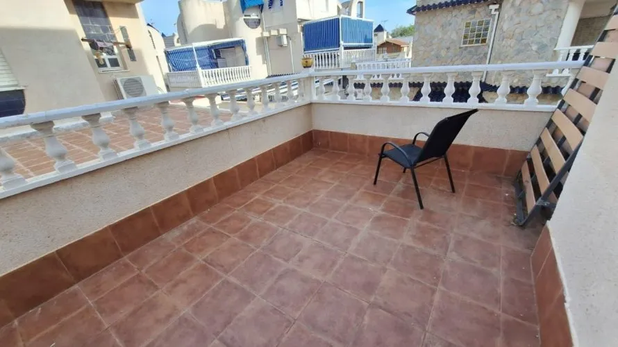 Сasa de 3 dormitorios en Torrevieja, España No. 3573 № 8