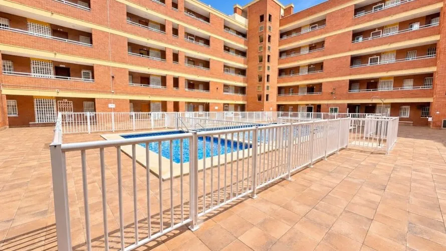 Apartamento de 78m² en Torrevieja, España No. 3572 № 2