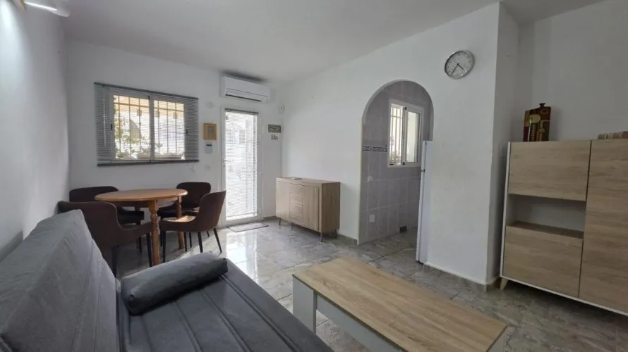 Bungalow de 1 dormitorio en Torrevieja, España No. 3547 № 20