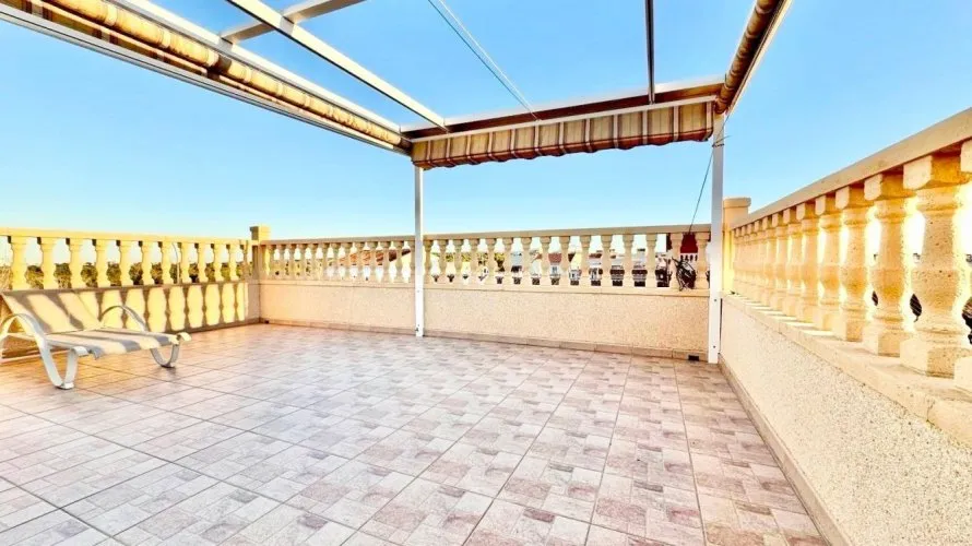 Сasa de 3 dormitorios en Torrevieja, España No. 3597 № 12