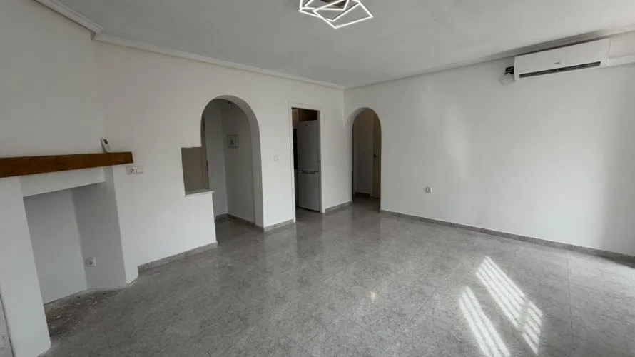 Bungalow de 1 dormitorio en Torrevieja, España No. 3553 № 18