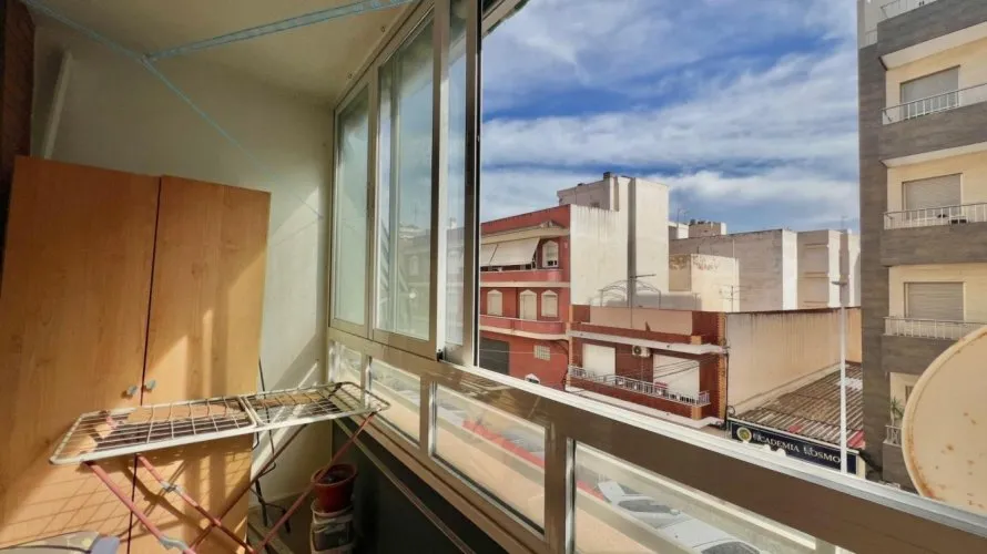 Apartamento de 2 dormitorios en Torrevieja, España No. 3590 № 19