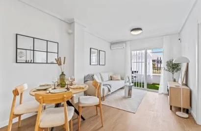 Apartamento de 68m² en Torrevieja, España No. 3614