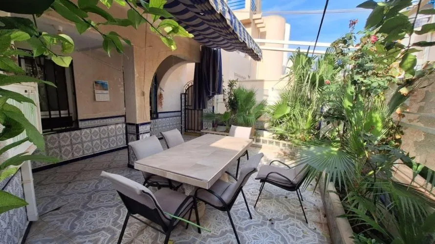Сasa de 3 dormitorios en Torrevieja, España No. 3573 № 25