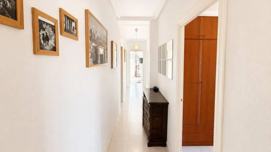 Apartamento de 2 dormitorios en Torrevieja, España No. 3574 № 3