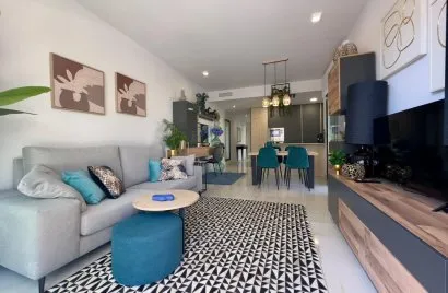 Apartamento de 111m² en Torrevieja, España No. 3606