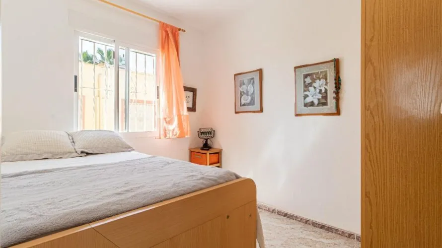 Сasa de 74m² en Cabo Roig, España No. 3612 № 2