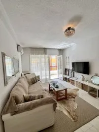 Apartamento de 3 dormitorios en Torrevieja, España No. 3501