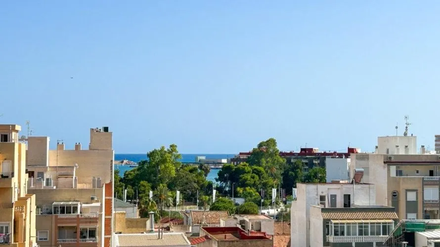 Ático de 1 dormitorio en Torrevieja, España No. 3552 № 18
