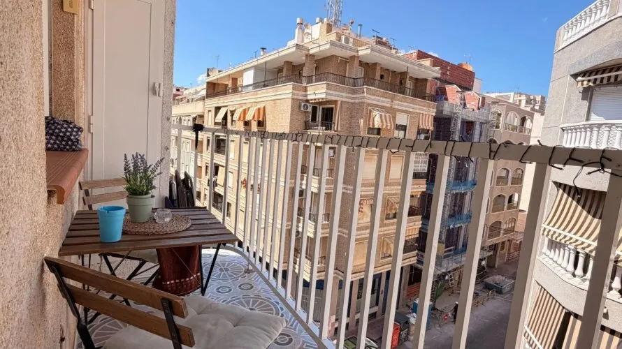 Apartamento de 1 dormitorio en Torrevieja, España No. 3554 № 18