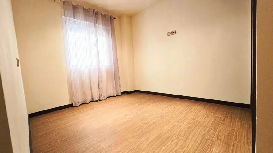Apartamento de 2 dormitorios en Torrevieja, España No. 3570