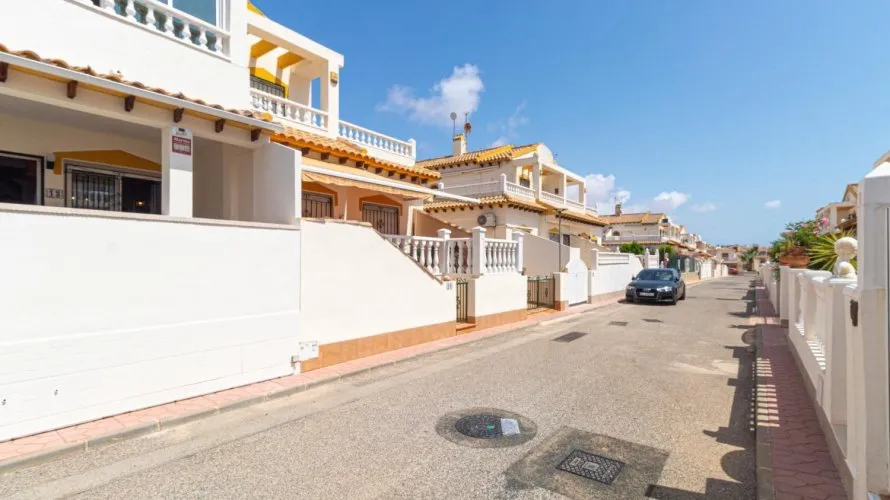 Сasa de 85m² en Alicante, España No. 3601 № 1
