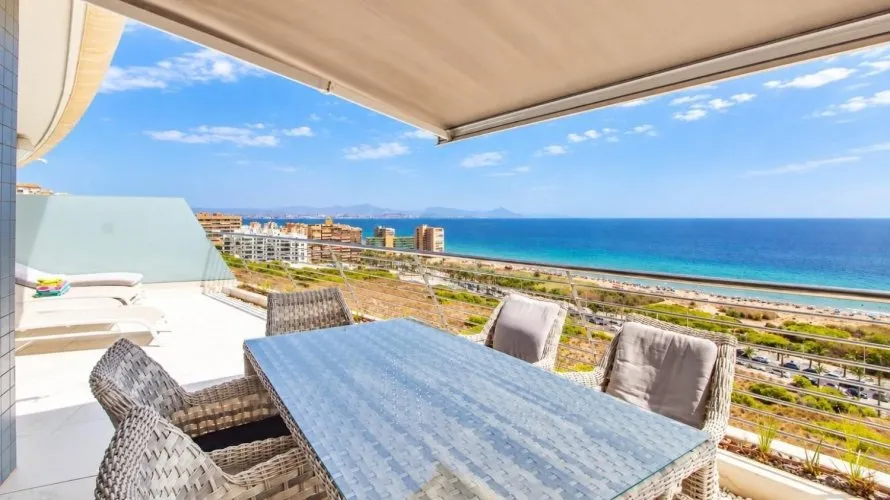 Apartamento de 153m² en Los Arenales Del Sol, España No. 3620 № 25