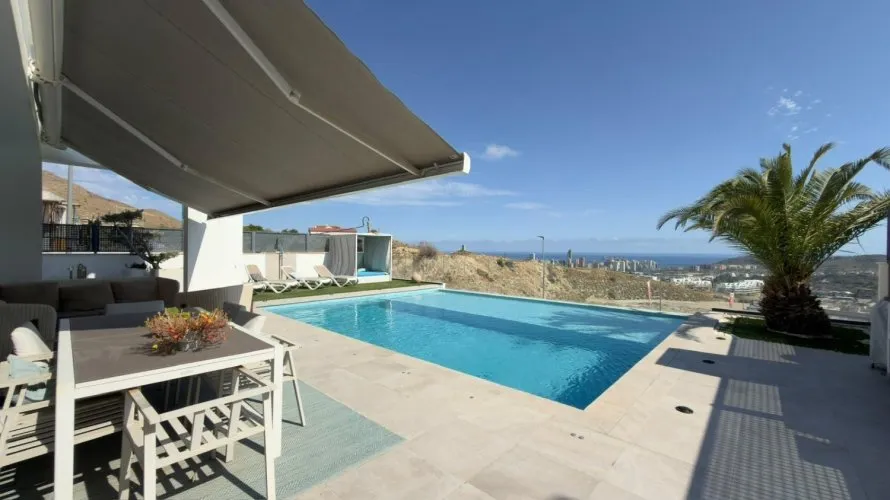 Villa de 324m² en Finestrat, España No. 3582 № 2