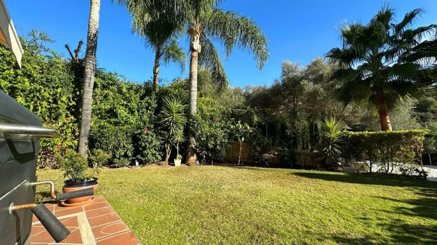 Apartment de 3 chambres à Benahavis, Spain No. 935 № 6